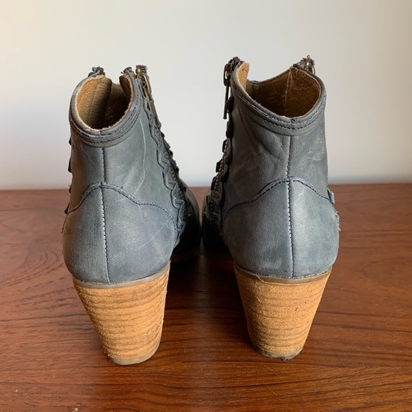 Blue leather ankle boots - Made in Spain - Picture 3 of 4